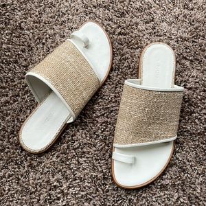 White Vince Toe Strap Sandal